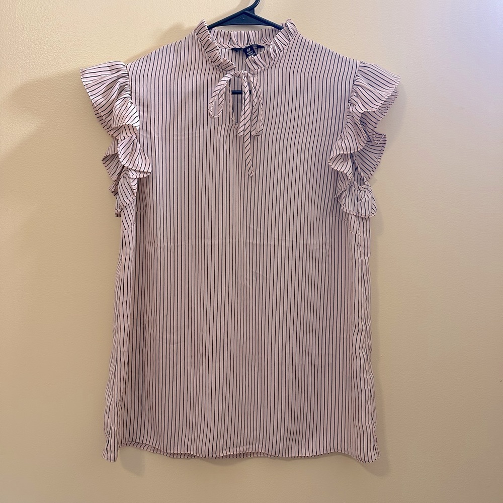 Blush pink ruffled tank